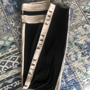 Victoria's Secret Pink leggings Size medium